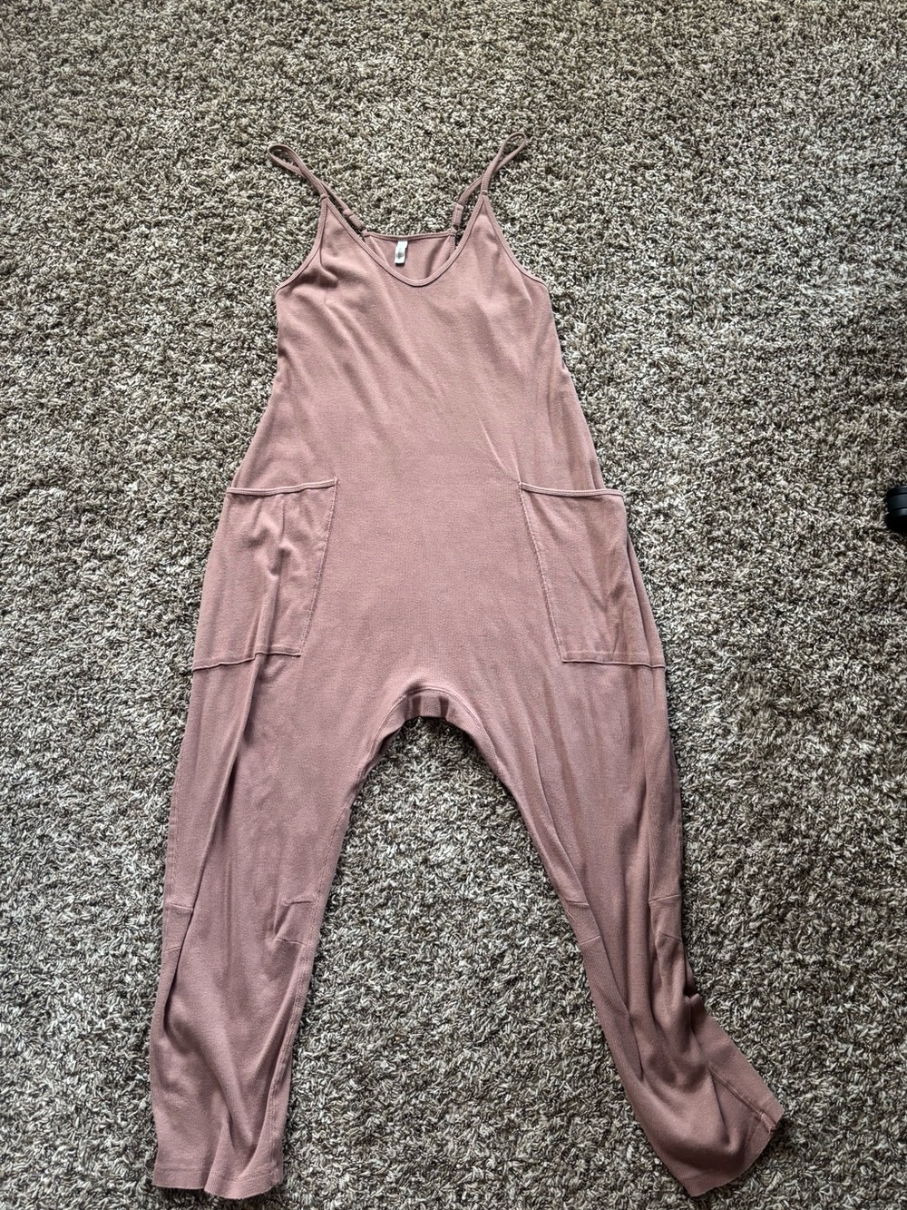 Wishlist Dusty Mauve Spaghetti-Strap Pocket Jumpsuit